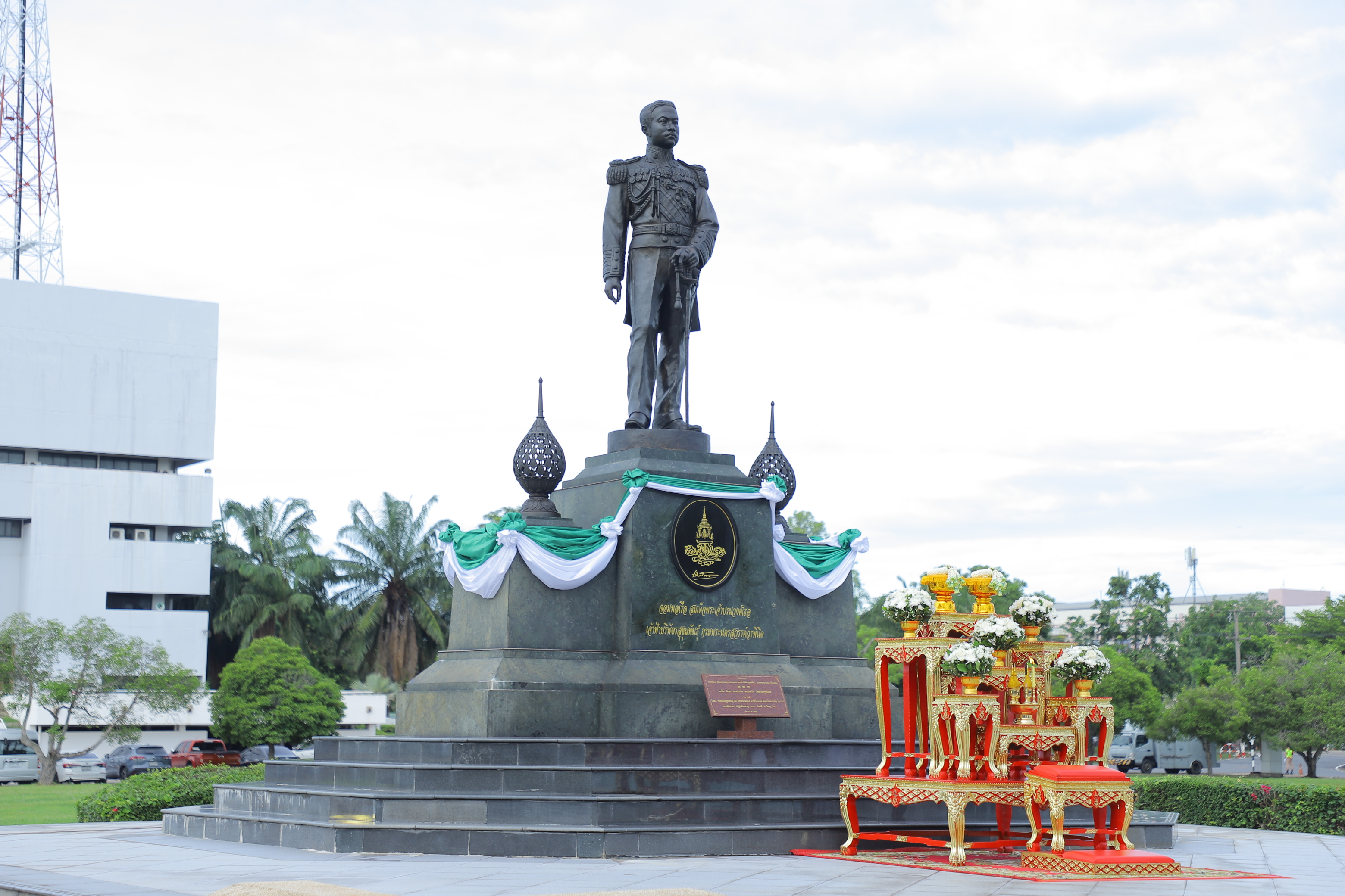 มื่อวันที่ 29 มิถุนายน 2569 พลเรือวิชชุ บำรุง เจ้ากรมสวัสดิการทหารเรือ เข้าร่วมพิธีวางพานพุ่มถวายสักการะ เนื่องในวันบริพัตร โดยมี พลเรือเอก ไพโรจน์ เฟื่องจันทร์ ผู้บัญชาการทหารเรือ เป็นประธานในพิธีฯ พร้อมด้วยหัวหน้าหน่วยขึ้นตรงกองทัพเรือ นายทหารชั้นผู้ใหญ่ และกำลังพลจากหน่วยต่าง ๆ เข้าร่วมพิธีฯ ณ อาคารสถาบันวิชาการทหารเรือชั้นสูง กรมยุทธศึกษาทหารเรือ อำเภอพุทธมณฑล จังหวัดนครปฐม